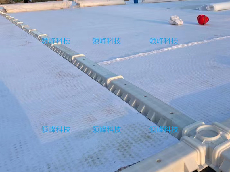 ped14高分子防護(hù)排水異型片自粘土工布+虹吸排水槽  河北邢臺(tái)項(xiàng)目